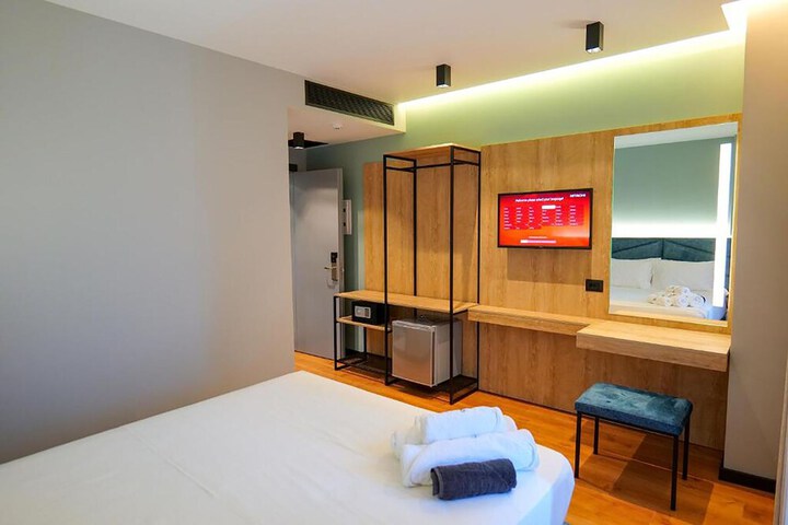 Room 55 of 85