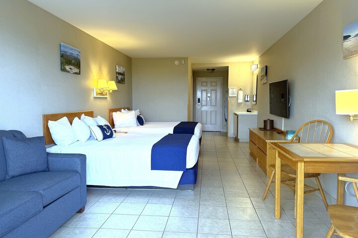 Room 34 of 111