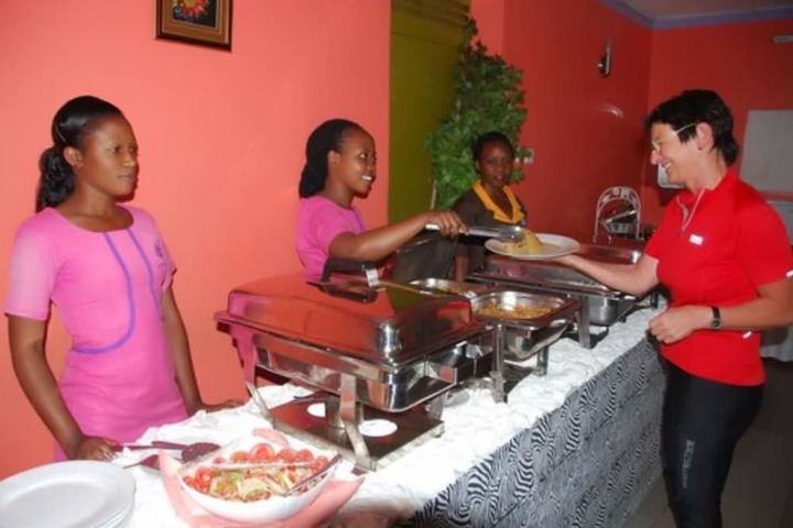 Dining 10 of 20