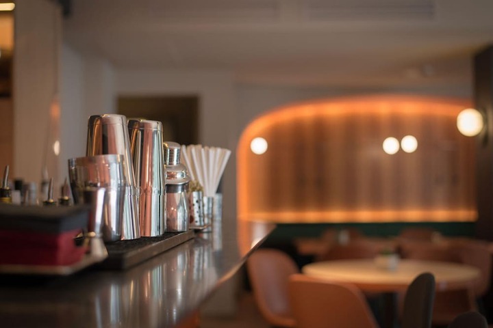 Lounge 71 of 81