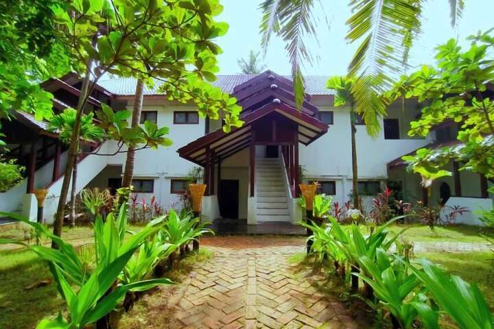 Hotel Exterior 68 of 68