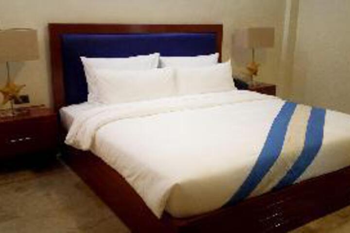 Room 19 of 19