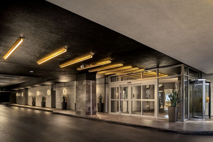 Hotel 65 of 67