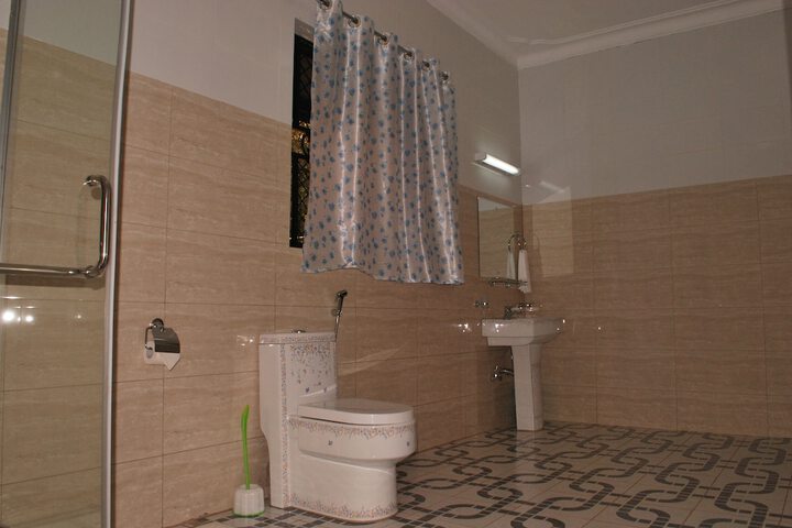 Room 85 of 182