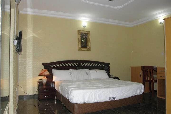 Lekosokky Hotel and Suites