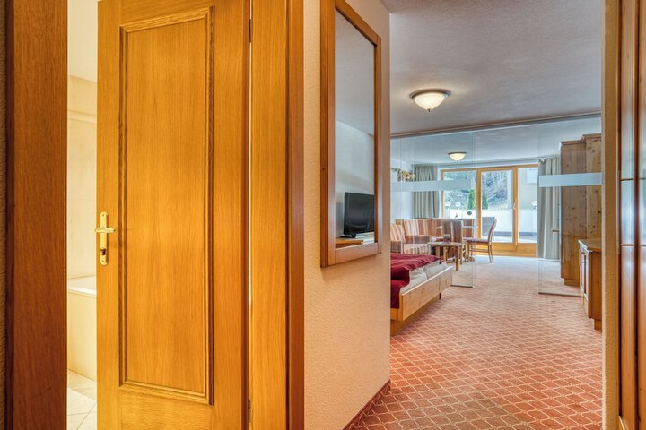 Room 47 of 131