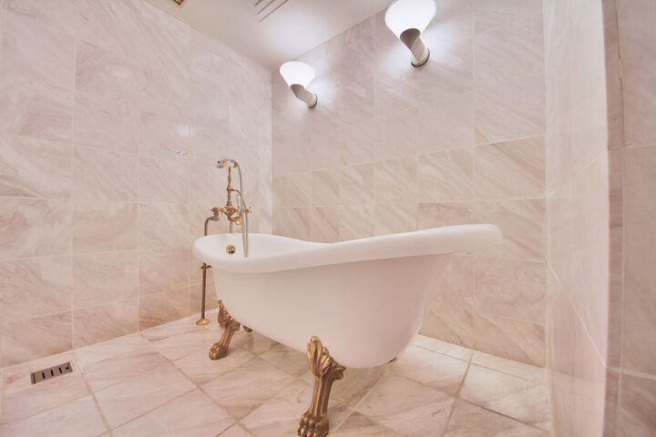 Clean Restrooms