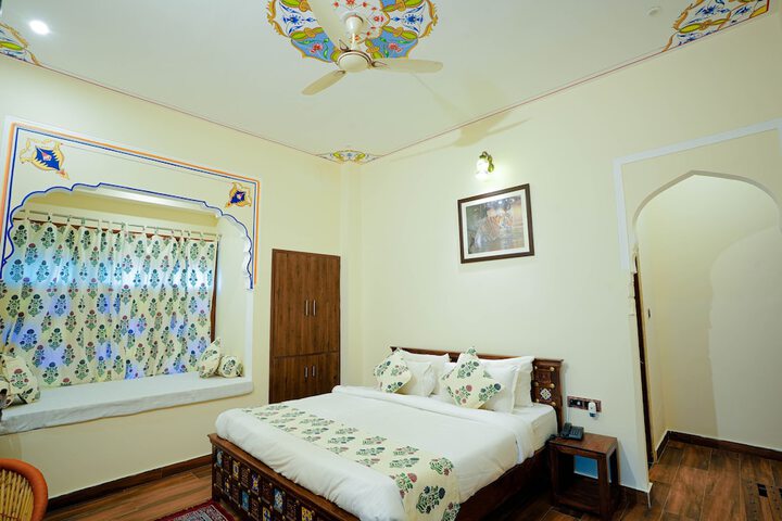 Room 36 of 105