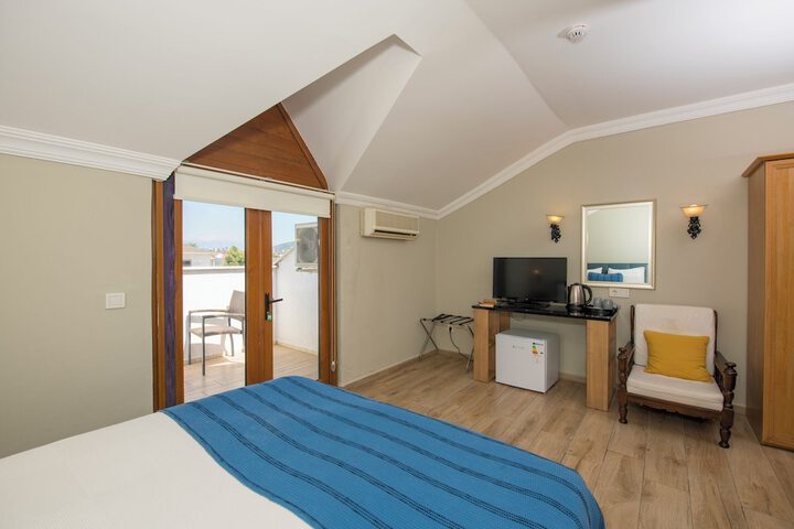 Room 10 of 60