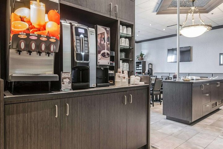 Breakfast/Coffee Service 59 of 74