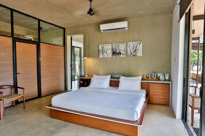 Room 21 of 73