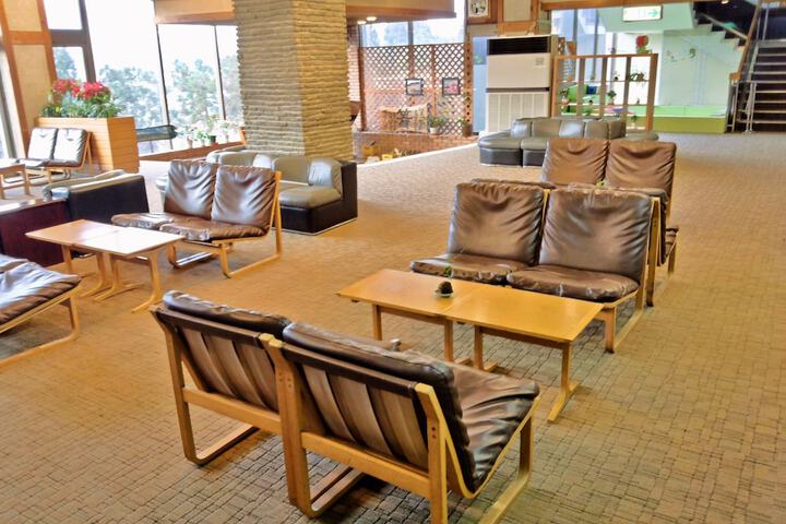 Hotel Lobby