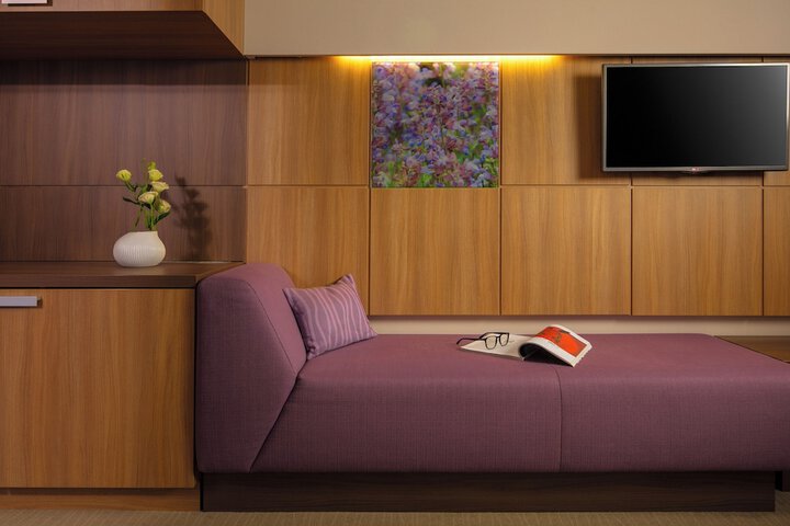 Room 13 of 89
