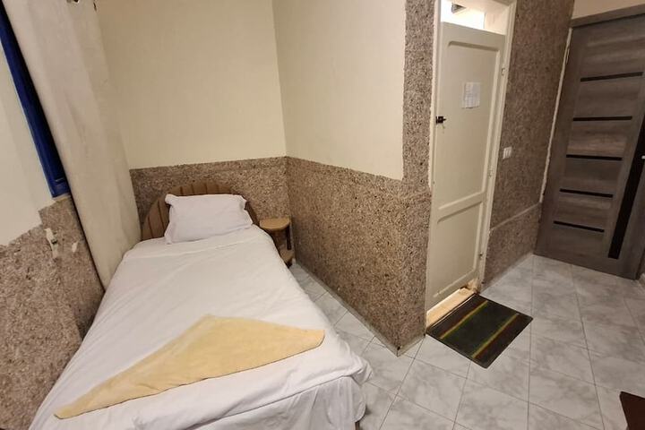 Room 17 of 51