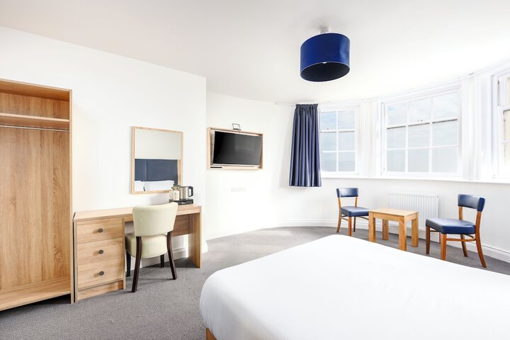 Room 56 of 95