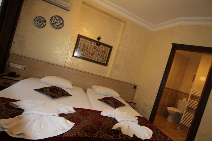 Room 19 of 74