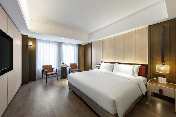 Room 19 of 61