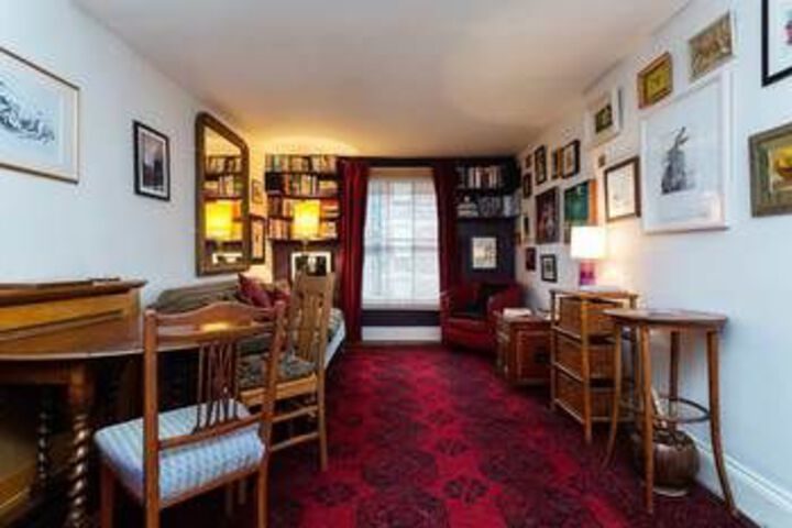 Room 14 of 15