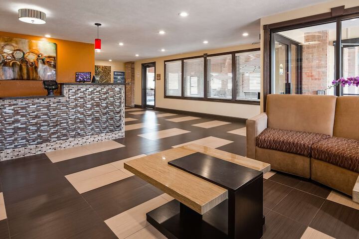 Hotel Interior 3 of 28