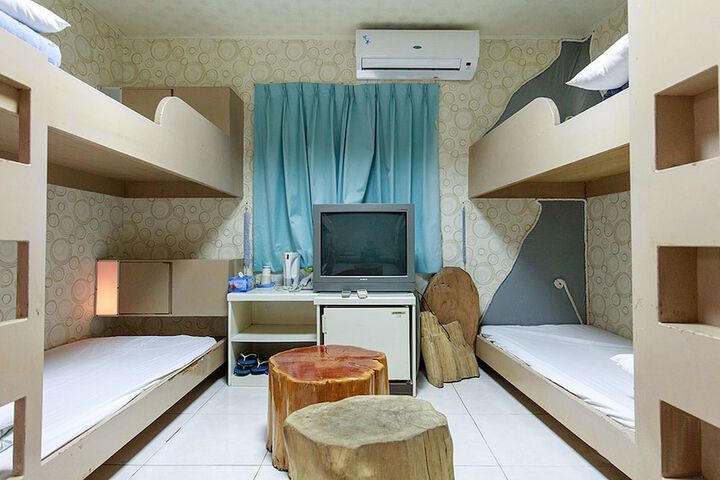 Room 47 of 68