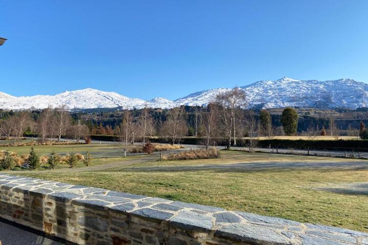 Maunga View