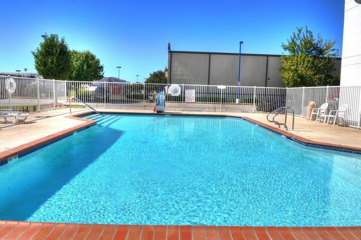 Pool 26 of 29