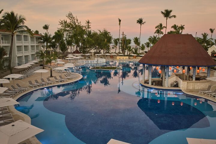 Pool 57 of 152