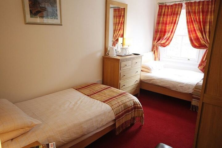 Room 2 of 23