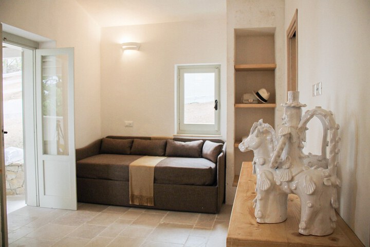 Room 9 of 44