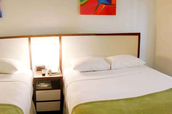 Room 12 of 66