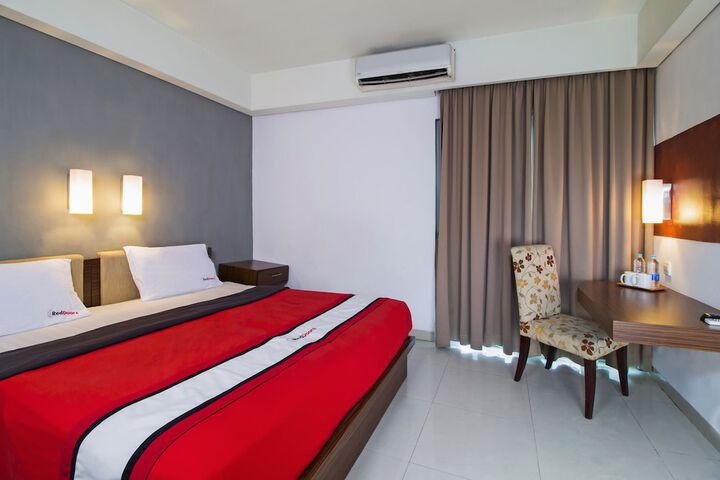 Room 14 of 22