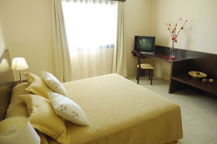 Room 3 of 58