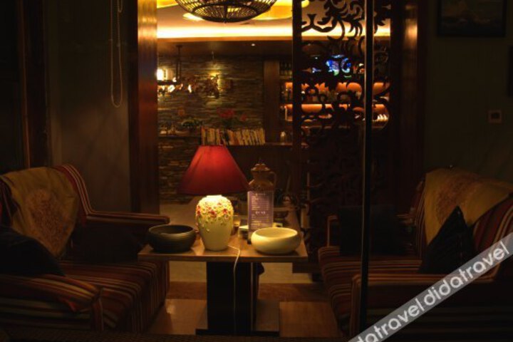 Lotus Inn