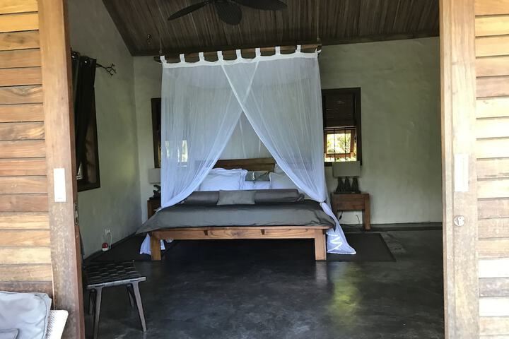 Room 27 of 95