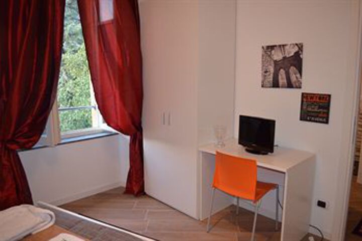 Room 49 of 61