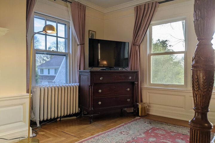 Room 109 of 258