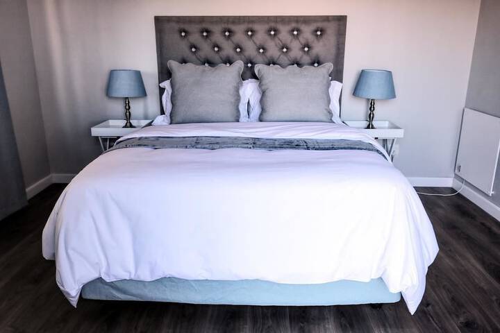 Room 2 of 12