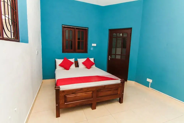 Room 10 of 22