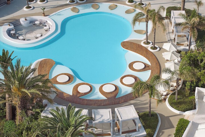Pool 86 of 131