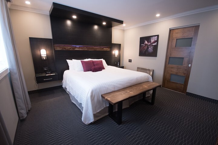Room 6 of 48