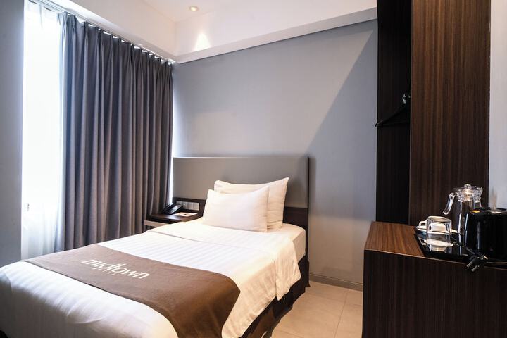 Room 15 of 53