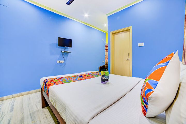Room 15 of 46