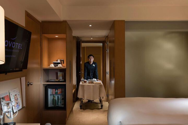 Room 40 of 155