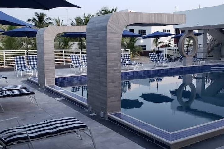 Pool 42 of 120