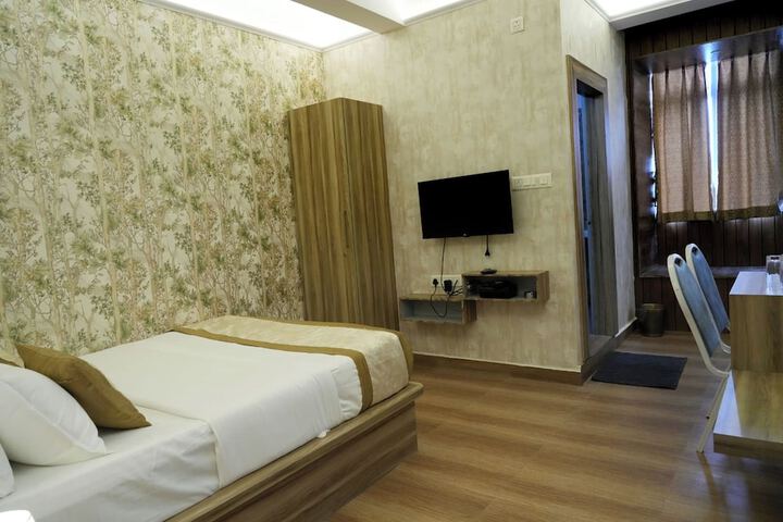 Room 23 of 51