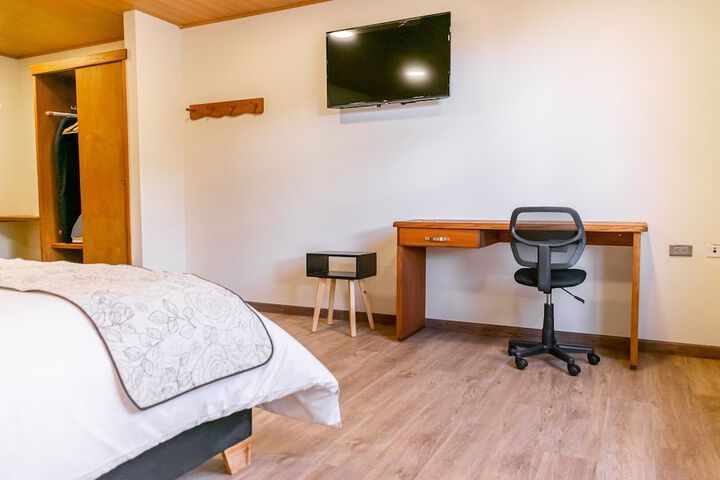 Room 26 of 46