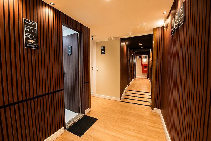 Room 43 of 95