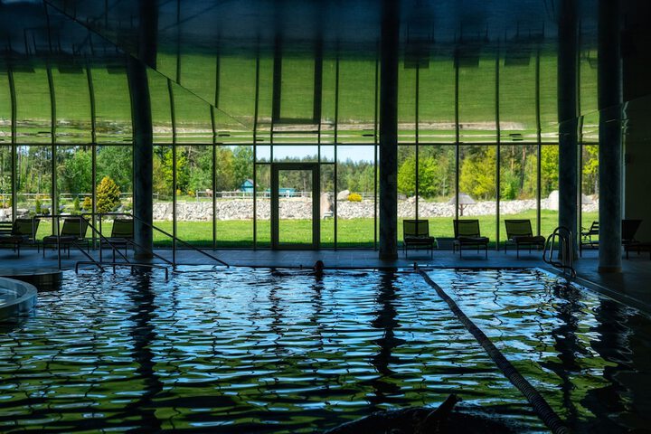 Pool 20 of 48