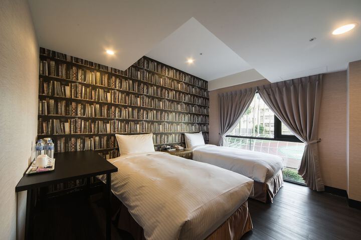 Room 22 of 69