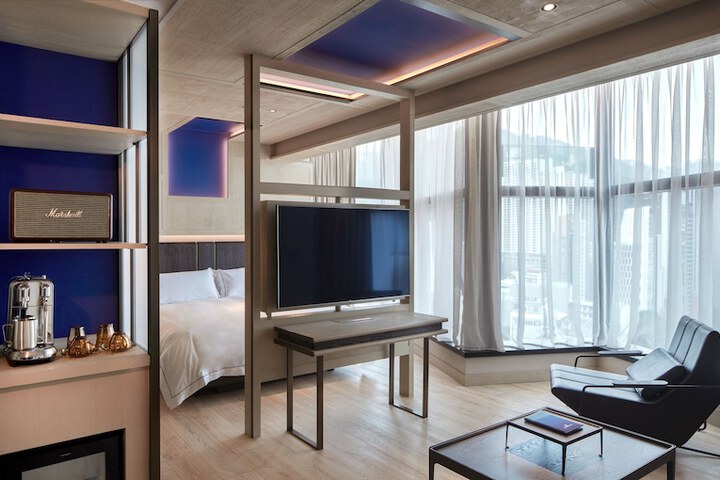 Room 10 of 89